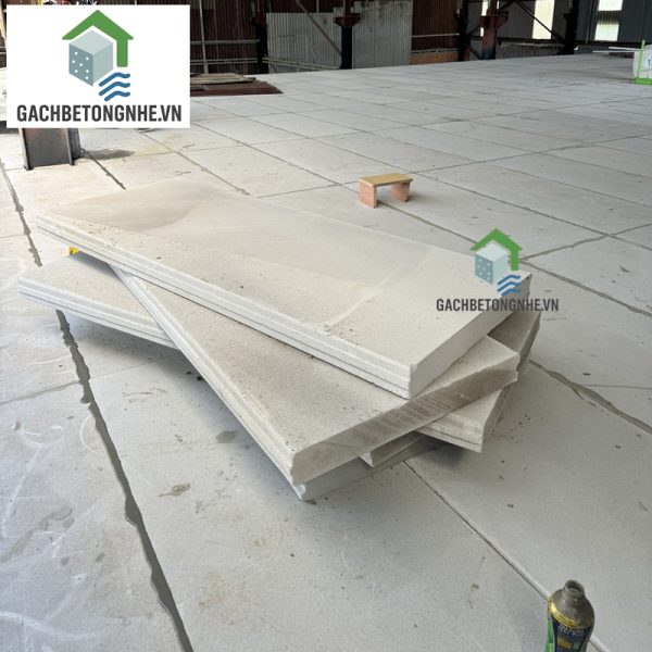 Tấm ALC 1500x600x100mm - 1 lưới thép - Hình ảnh 4