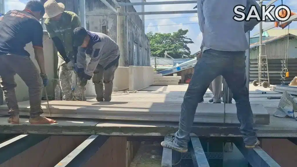 NHÀ PHỐ KHUNG THÉP TẤM BÊ TÔNG KHÍ ALC